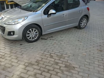 Авто Peugeot 207 2010 № 7610642