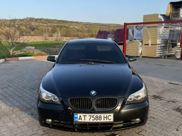 Авто BMW 5 Series 2004 № 7610651