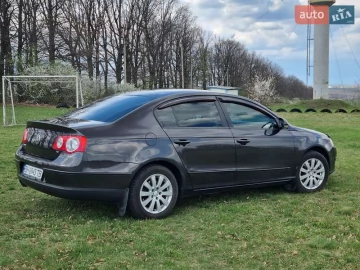 Авто Volkswagen Passat 2010 № 7610684