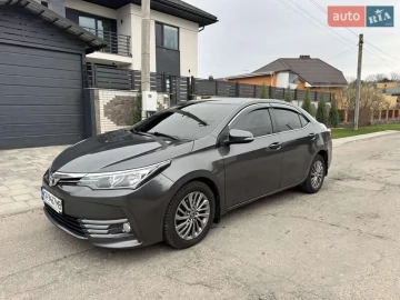 Авто Toyota Corolla 2018 № 7610800