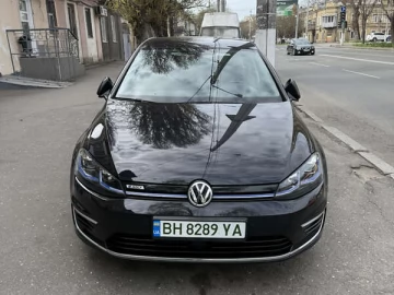Авто Volkswagen E-Golf 2019 № 7610808