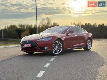 Авто Tesla Model S 2015 № 7610848