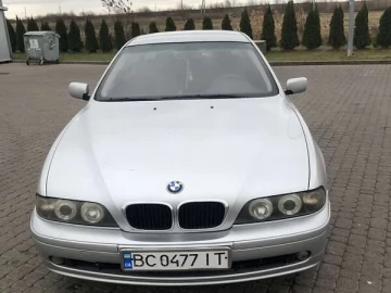 Авто BMW 5 Series 2002 № 7610960
