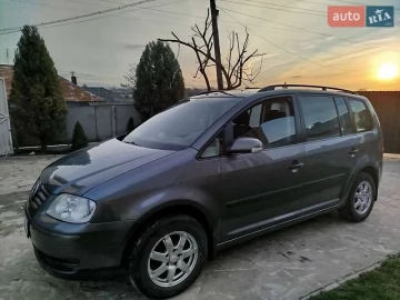 Авто Volkswagen Touran 2004 № 7610966