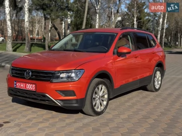 Авто Volkswagen Tiguan 2019 № 7611130