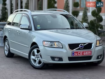 Авто Volvo V50 2012 № 7611173