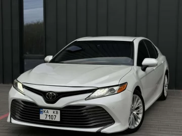 Авто Toyota Camry 2017 № 7611184