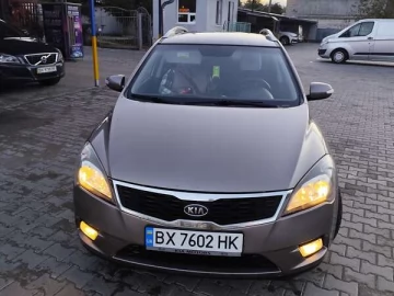 Авто KIA Ceed 2010 № 7611190