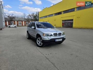 Авто BMW X5 2001 № 7611193