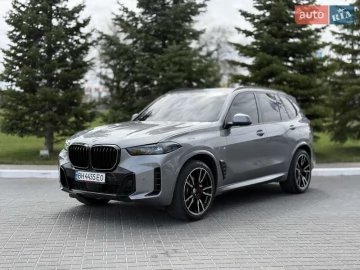 Авто BMW X5 2023 № 7611350