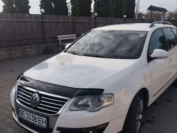 Авто Volkswagen Passat 2010 № 7611369