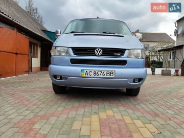 Авто Volkswagen Transporter 2000 № 7611481