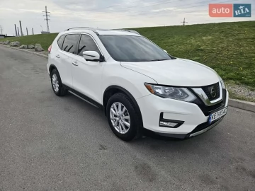 Авто Nissan Rogue 2017 № 7611515