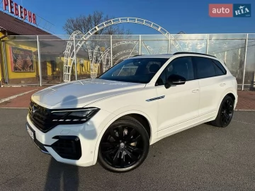 Авто Volkswagen Touareg 2019 № 7611533