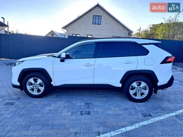 Авто Toyota Rav4 2019 № 7611644