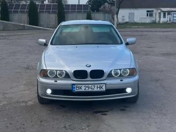 Авто BMW 5 Series 2001 № 7611710