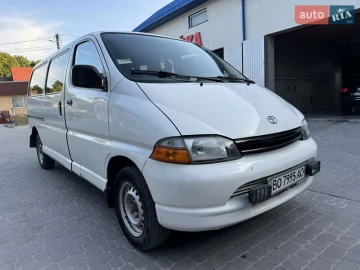 Авто Toyota Hiace 2000 № 7611970