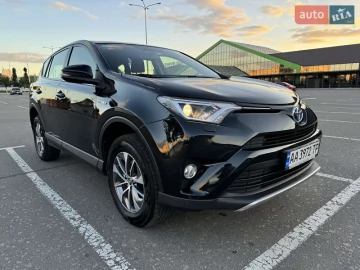 Авто Toyota Rav4 2018 № 7612114