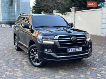Авто Toyota Land Cruiser 2020 № 7612144