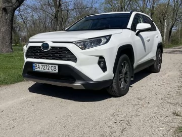 Авто Toyota Rav4 2023 № 7612453