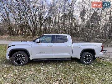 Авто Toyota Tundra 2022 № 7612462