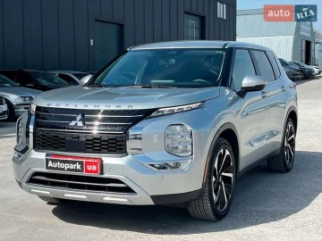 Авто Mitsubishi Outlander 2022 № 7612695