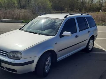 Авто Volkswagen Golf 2001 № 7612709