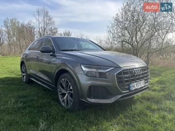 Авто Audi Q8 2018 № 7613012