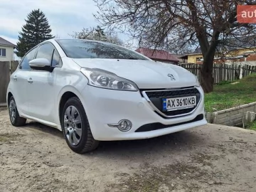 Авто Peugeot 208 2013 № 7613060