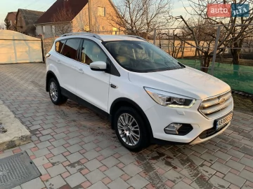 Авто Ford Kuga 2019 № 7613251