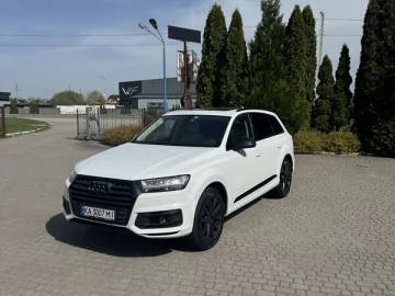 Авто Audi Q7 2017 № 7613342