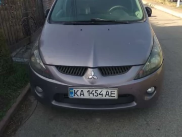 Авто Mitsubishi Grandis 2004 № 7613442