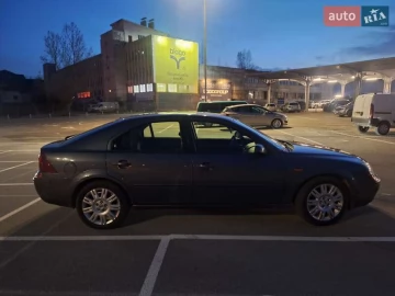 Авто Ford Mondeo 2001 № 7613721