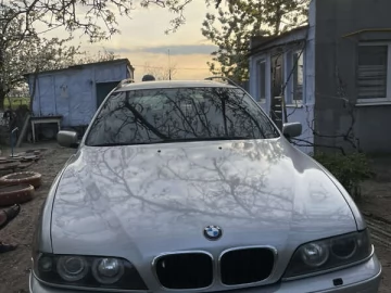 Авто BMW 5 Series 2002 № 7613743