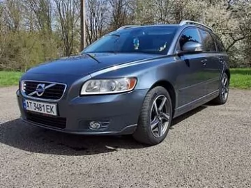 Авто Volvo V50 2012 № 7613851