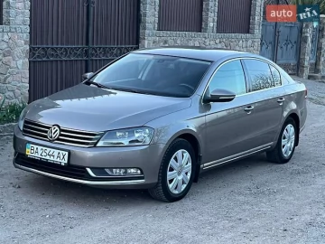 Авто Volkswagen Passat 2011 № 7613897