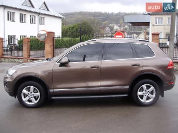 Авто Volkswagen Touareg 2012 № 7614029