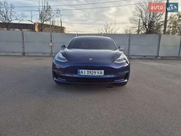 Авто Tesla Model 3 2019 № 7614146