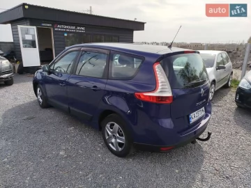 Авто Renault Grand Scenic 2010 № 7614203