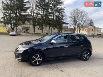 Авто Hyundai I30 2010 № 7614233