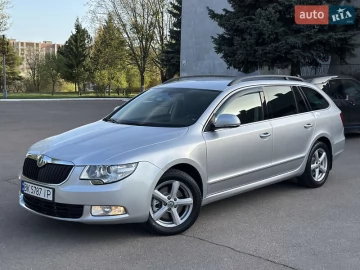 Авто Skoda Superb 2011 № 7614631