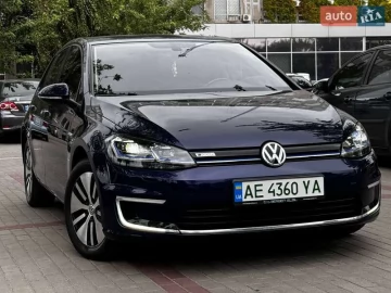 Авто Volkswagen E-Golf 2018 № 7614652