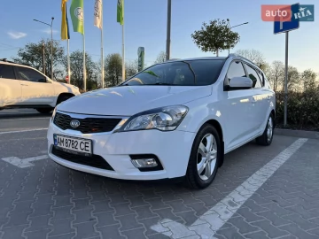 Авто KIA Ceed 2010 № 7614738