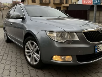Авто Skoda Superb 2012 № 7614785