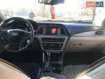 Авто Hyundai Sonata 2015 № 7614786