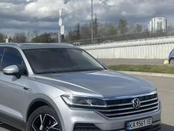 Авто Volkswagen Touareg 2021 № 7614856