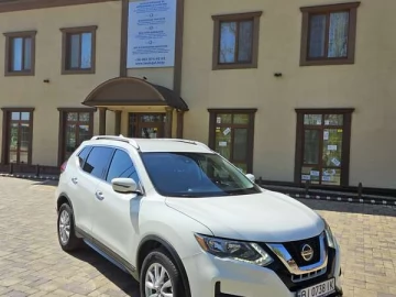 Авто Nissan Rogue 2019 № 7614988