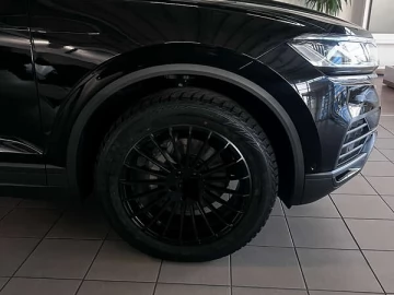 Авто Volkswagen Touareg 2024 № 7615027