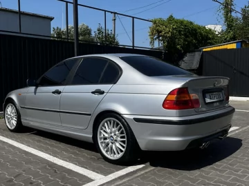 Авто BMW 3 Series 2003 № 7615290