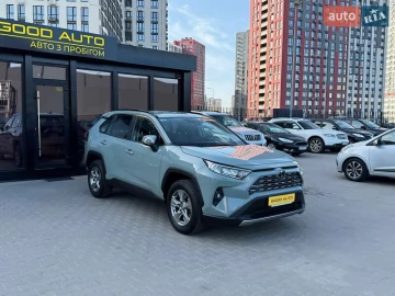 Авто Toyota Rav4 2023 № 7615861
